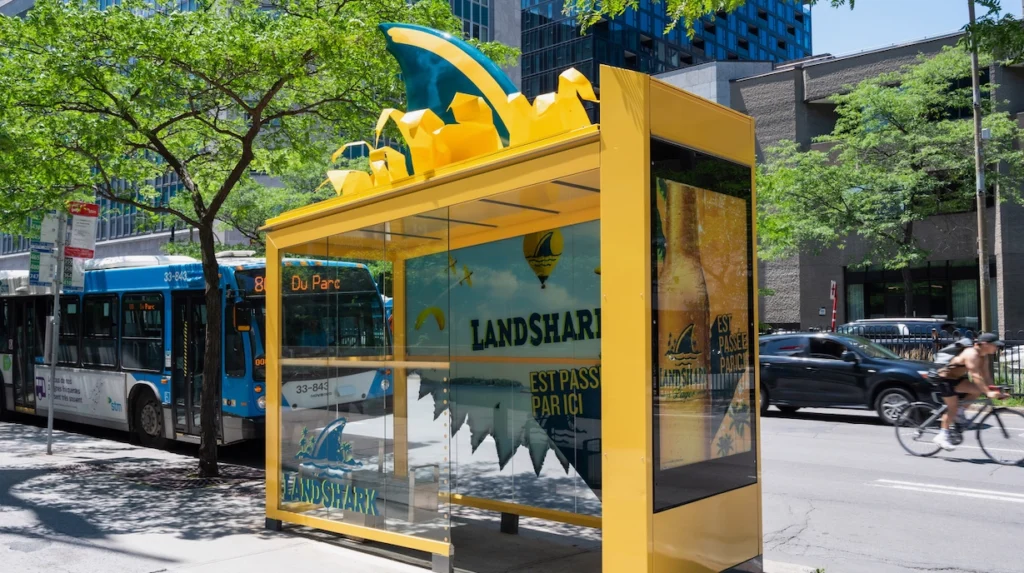 Abribus_Landshark